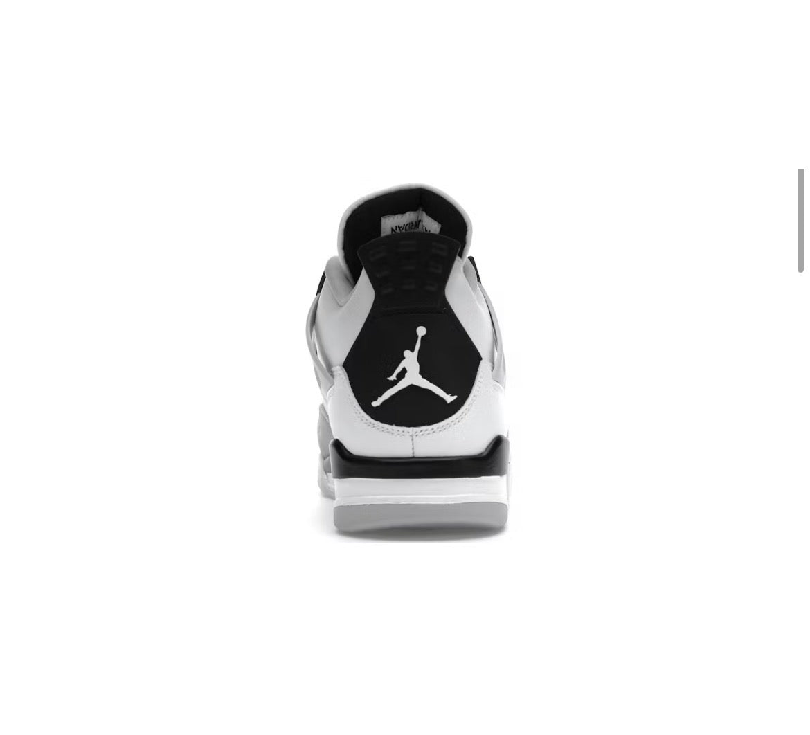 Air Jordan 4
