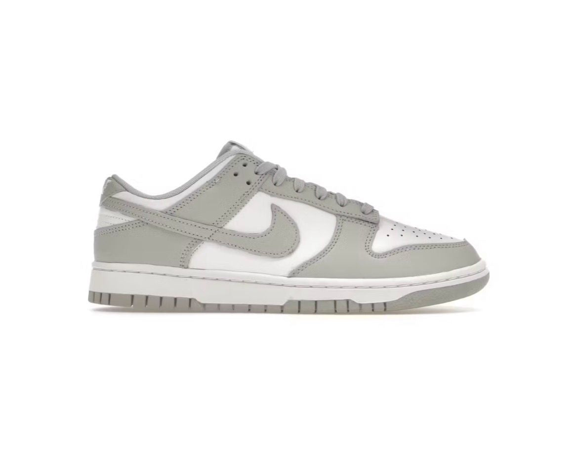 Nike Dunk Low Retro
