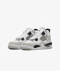 Jordan 4 (Military black)